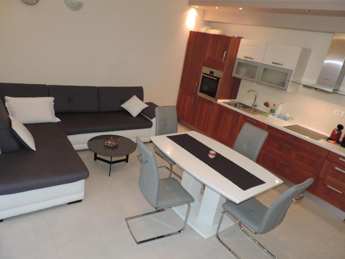 4Me Apartments Vranjic Экстерьер фото